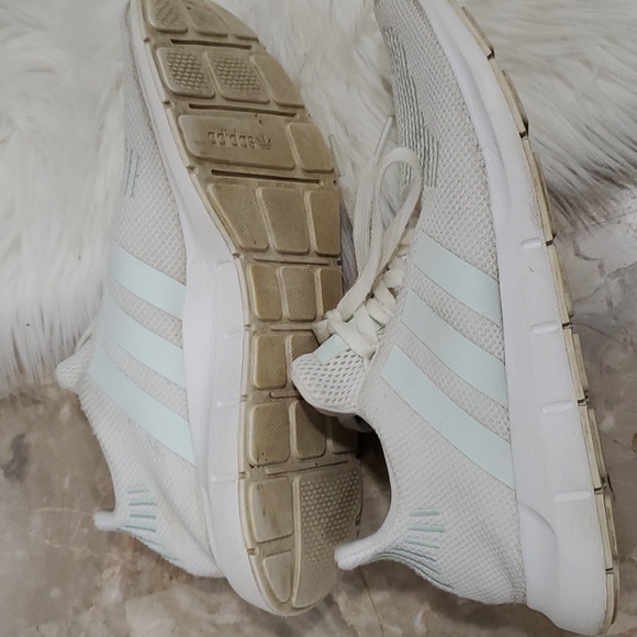 Adidas swift  woman's sneakers size 8.5 - Picture 9 of 13